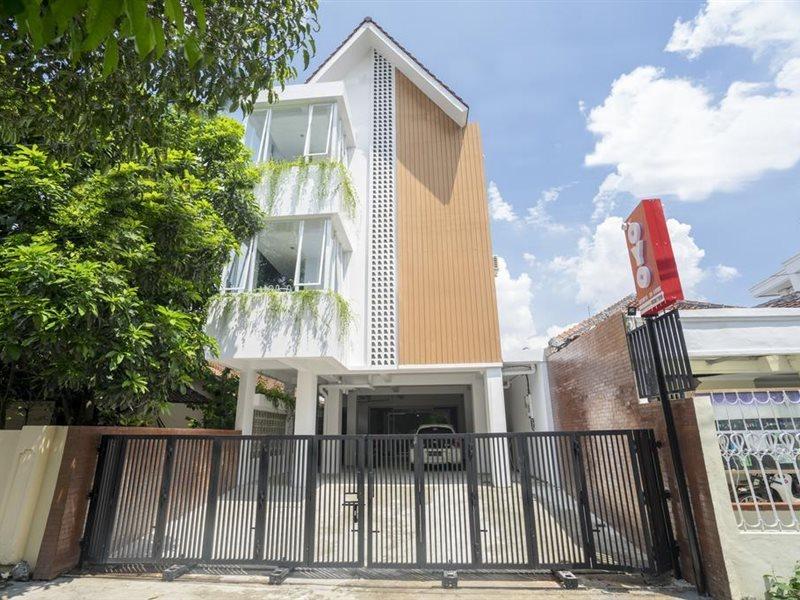 Hotel Oyo 2627 Ratamya Co-living